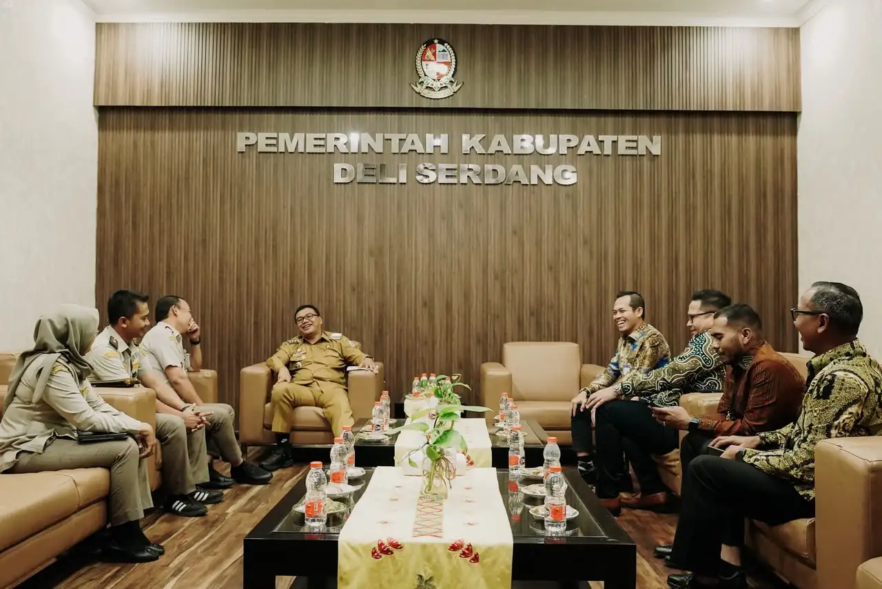 Pemkab Deli Serdang Terima Mobil Penunjang dari Program TJSL BRI